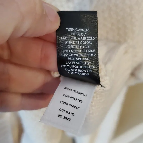 Torrid Cable Knit Cropped Cardigan With Rhinstones In Cream Size 3X - Picture 10 of 11